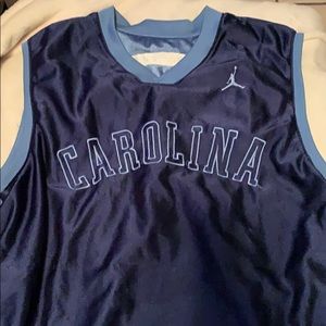 North’s Carolina Tarheels Jordan reversible jersey